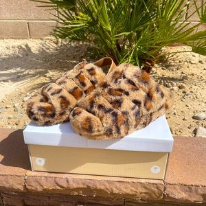 Leopard Sling Back Slides ⭐️